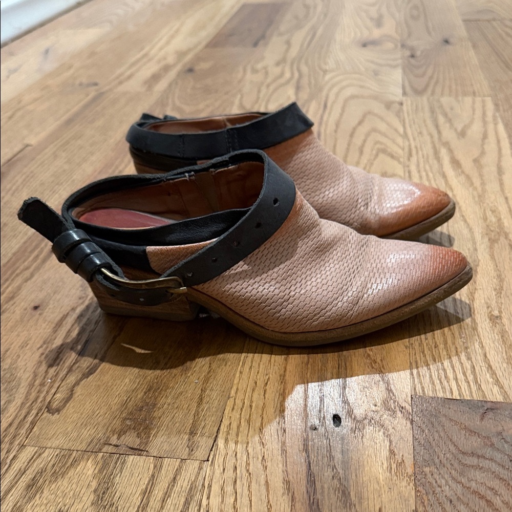 AS 98 Tan and Black Ankle Strap Shoes